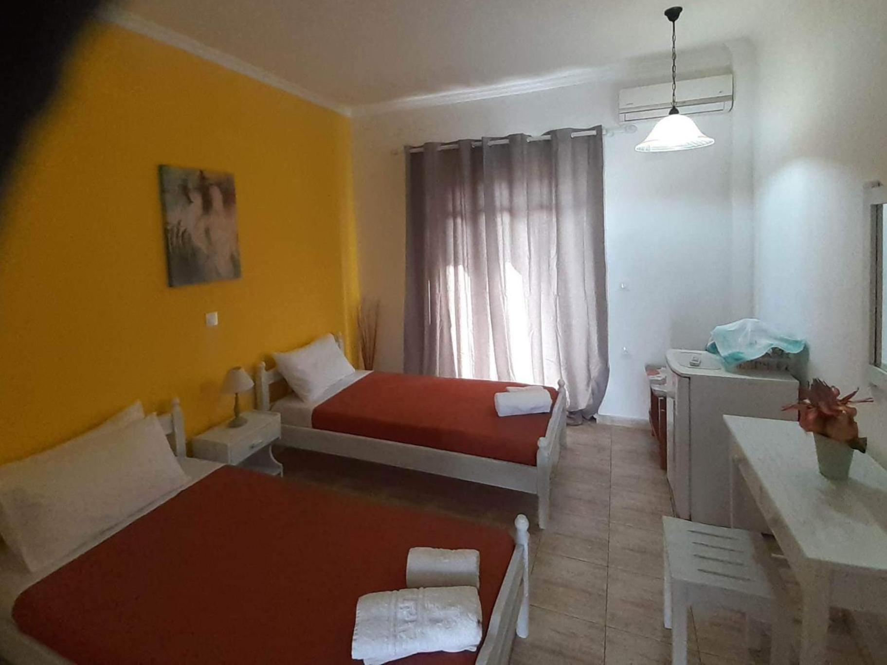 Dimitris Apartments Messongi Mesongi Bilik gambar